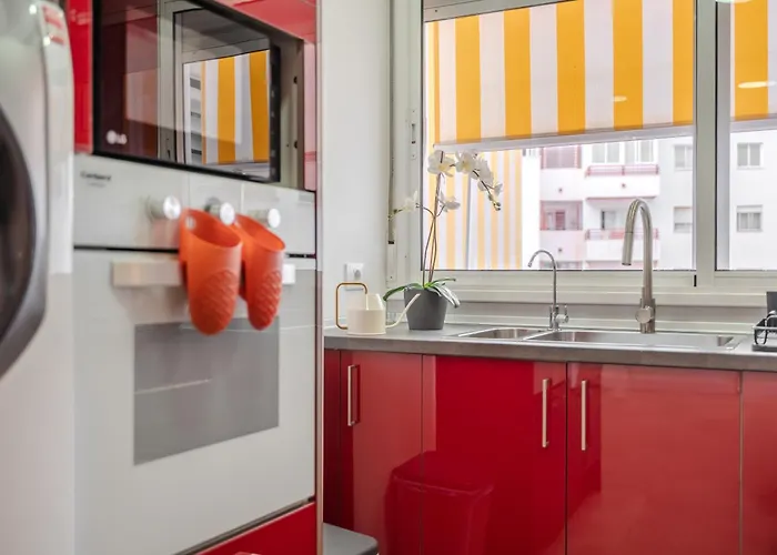 Apartman Moderno Con Piscina En