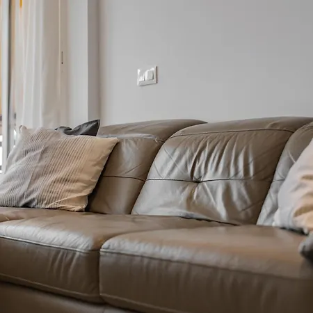 Apartmán Moderno Con Piscina En *