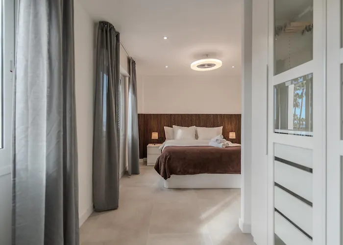 Moderno Con Piscina En Apartmán